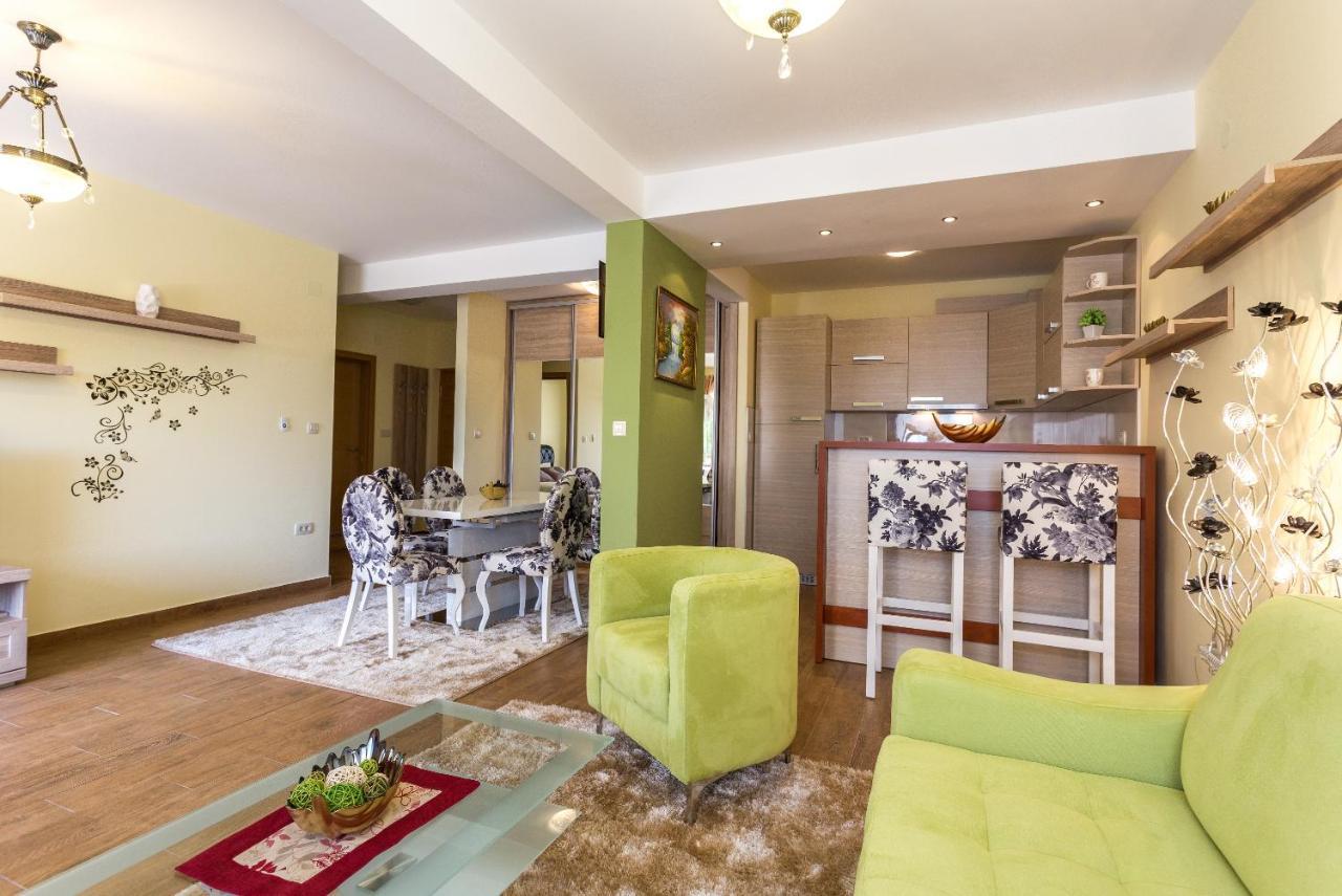 Apartments Rivijera Herceg Novi Dış mekan fotoğraf
