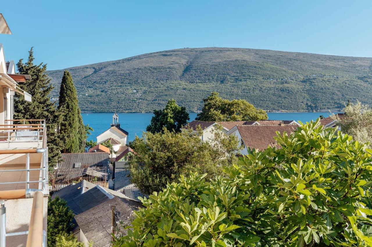Apartments Rivijera Herceg Novi Dış mekan fotoğraf