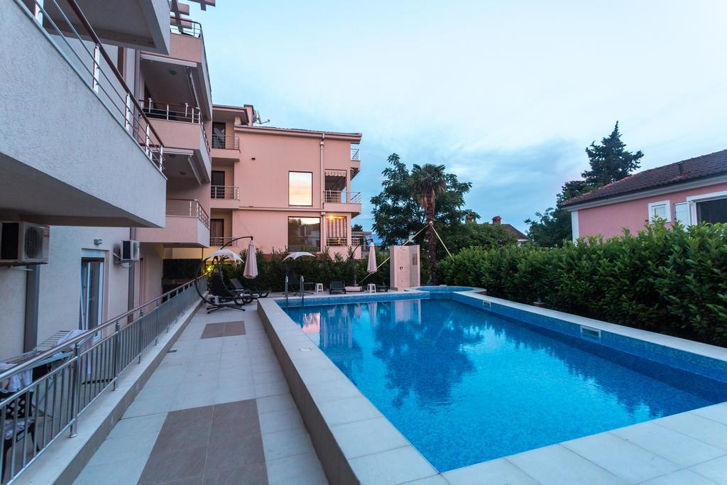 Apartments Rivijera Herceg Novi Dış mekan fotoğraf