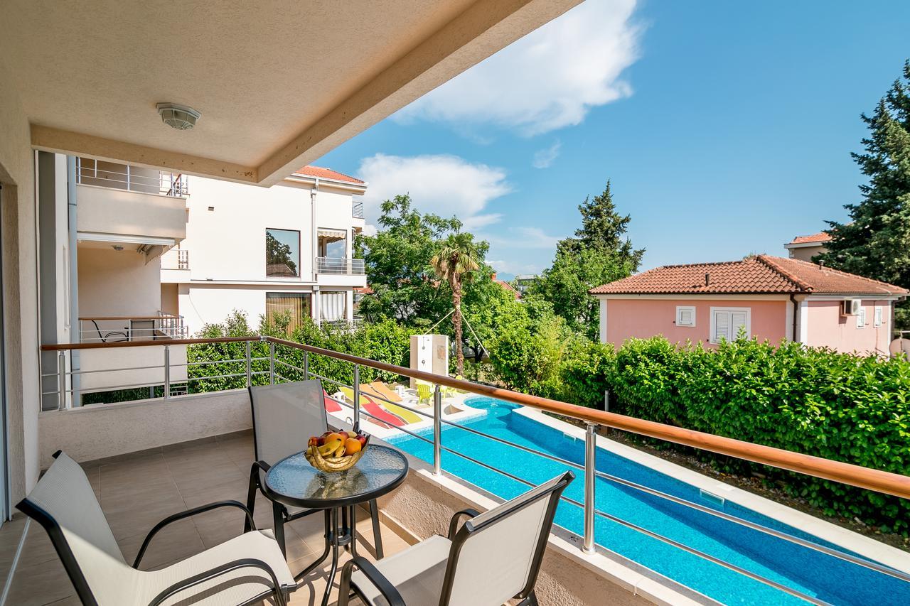 Apartments Rivijera Herceg Novi Dış mekan fotoğraf