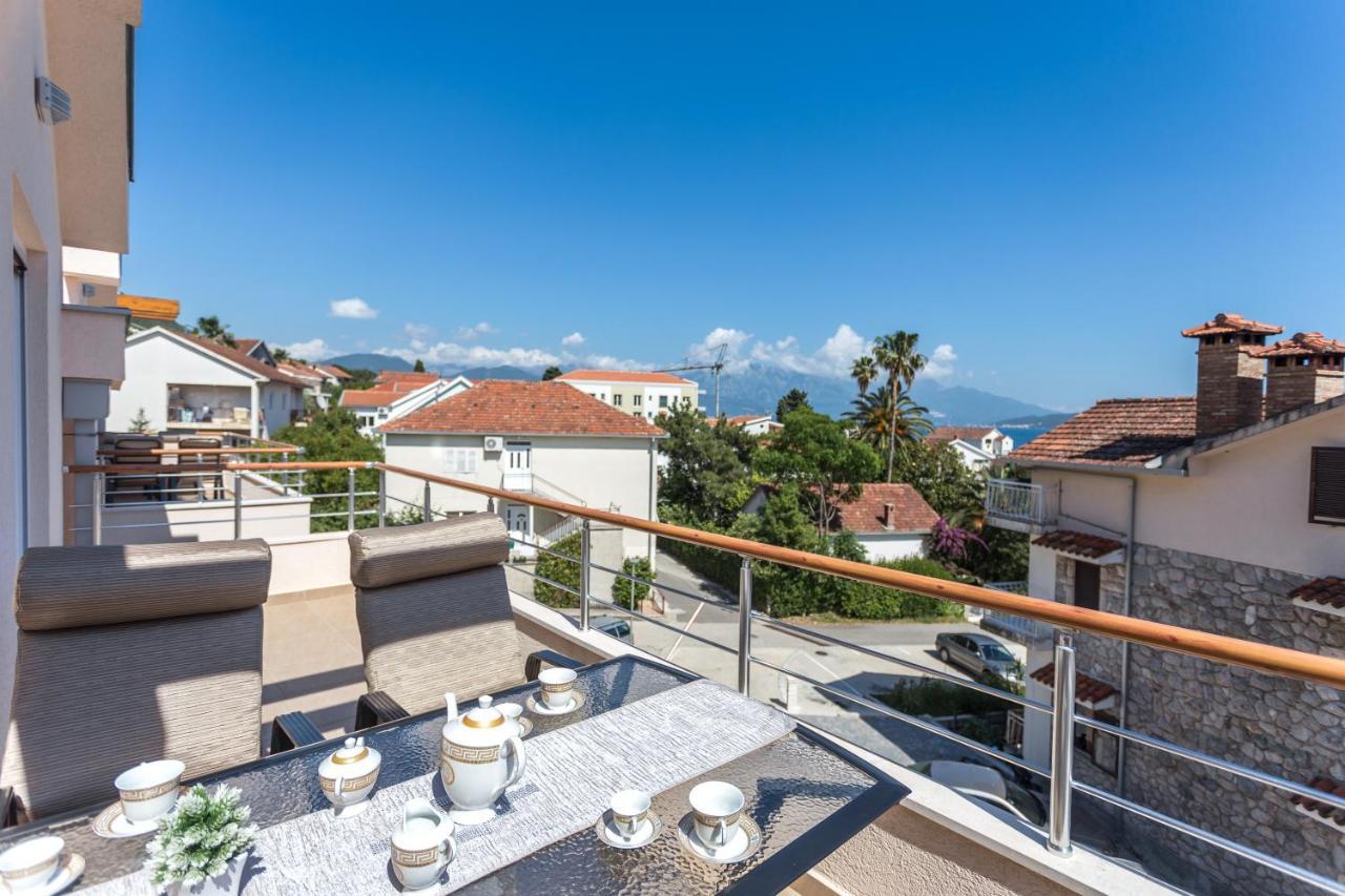 Apartments Rivijera Herceg Novi Dış mekan fotoğraf